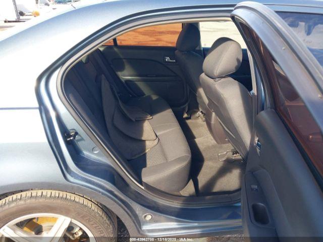 Ford Fusion Se Image 5