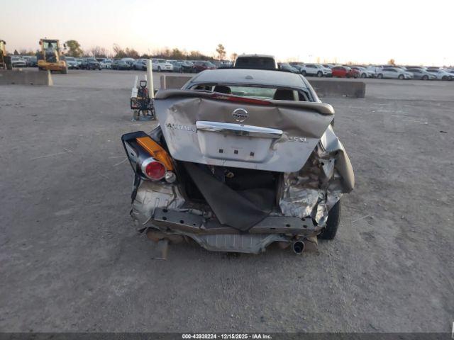 Nissan Altima 2.5 S Image 8