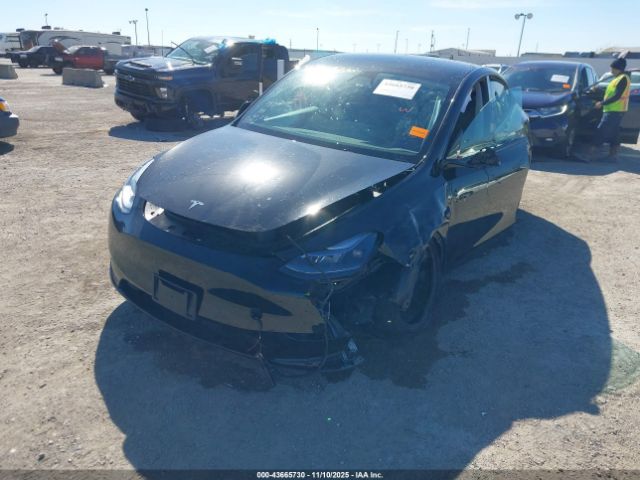 Tesla Model Y Long Range Dual Motor Rear-wheel Drive Image 15