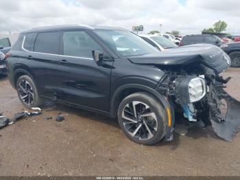  Salvage Mitsubishi Outlander