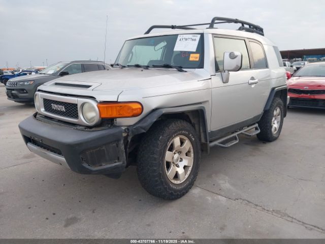 Toyota FJ Cruiser Image 4