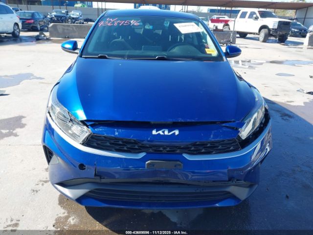 Kia Forte Lxs Image 10