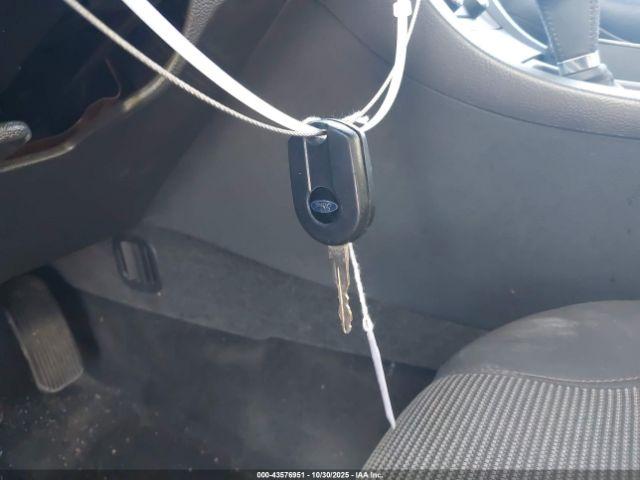 Ford Taurus Sel Image 13