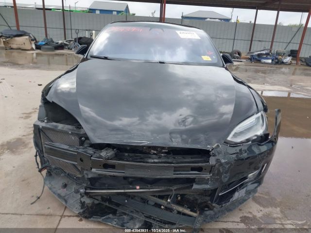 Tesla Model S Image 3