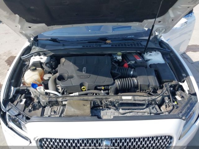 Lincoln Continental Reserve Image 12