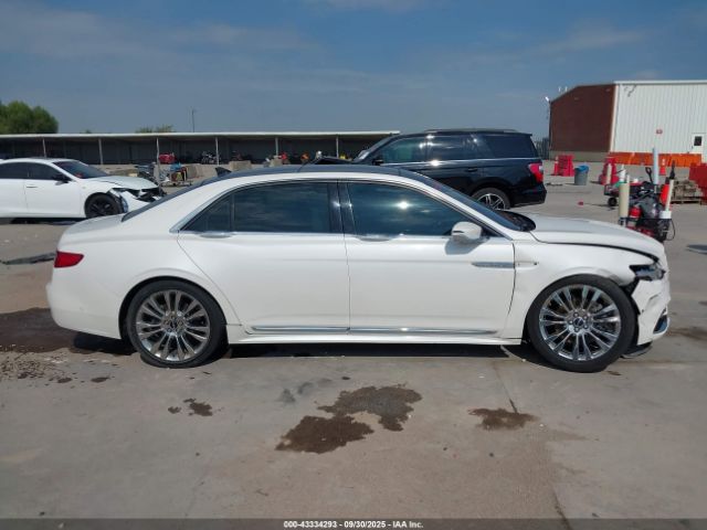 Lincoln Continental Reserve Image 14