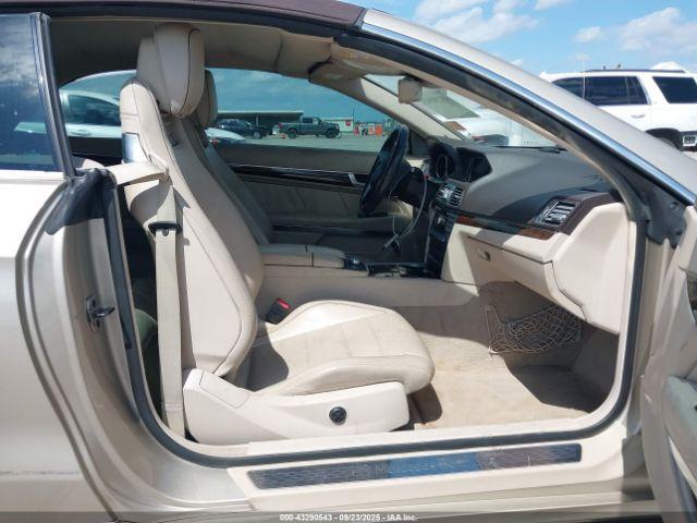 Mercedes-Benz E-Class Image 3