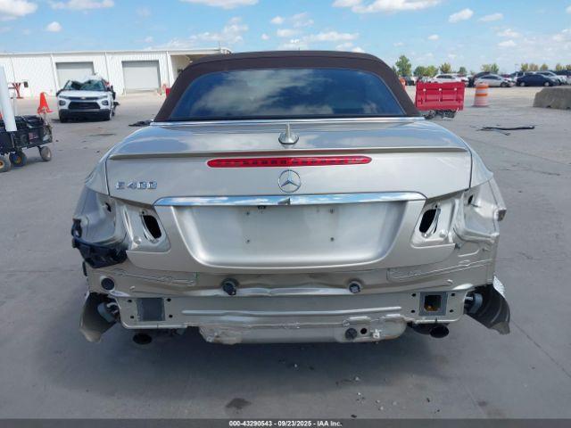 Mercedes-Benz E-Class Image 10