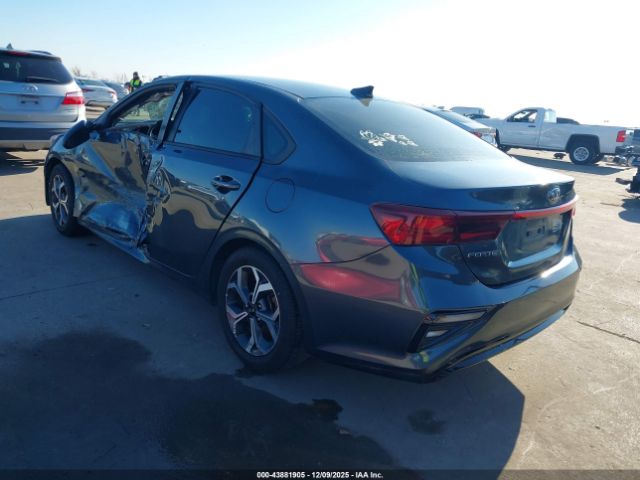 Kia Forte Lxs Image 4