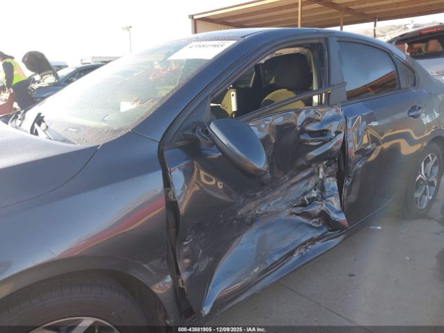 Kia Forte Lxs Image 7