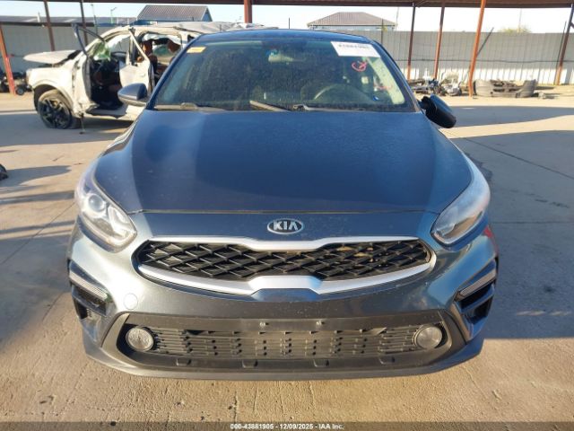 Kia Forte Lxs Image 10