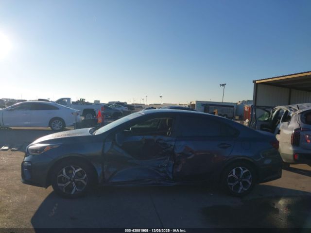 Kia Forte Lxs Image 12