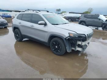  Salvage Jeep Cherokee