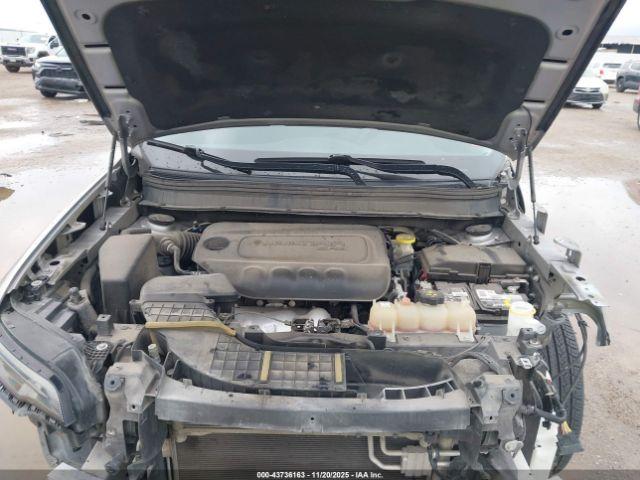 Jeep Cherokee Latitude Fwd Image 4