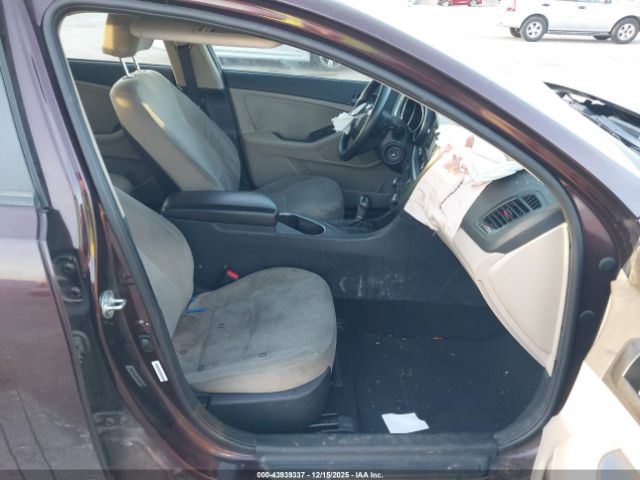 Kia Optima Lx Image 3