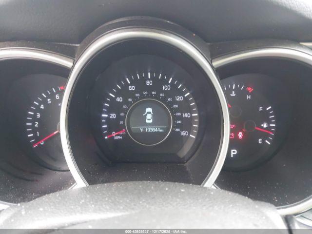 Kia Optima Lx Image 8