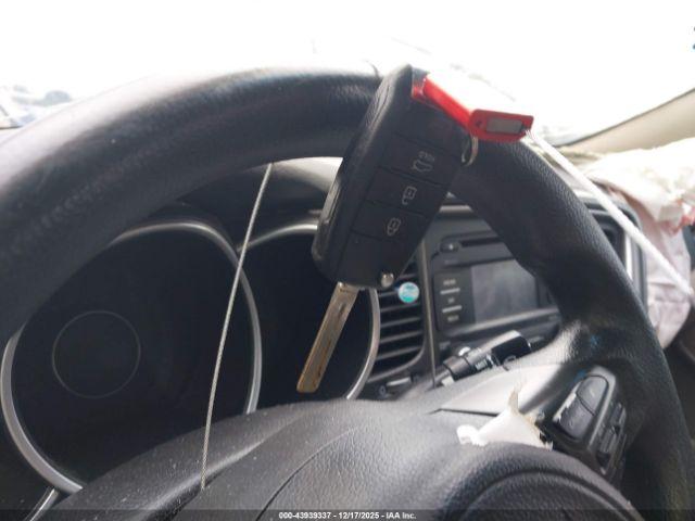 Kia Optima Lx Image 6