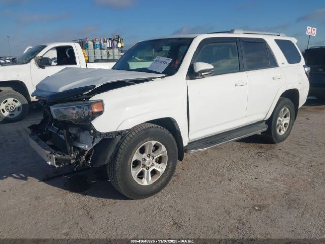 Toyota 4Runner Sr5 Premium Image 2