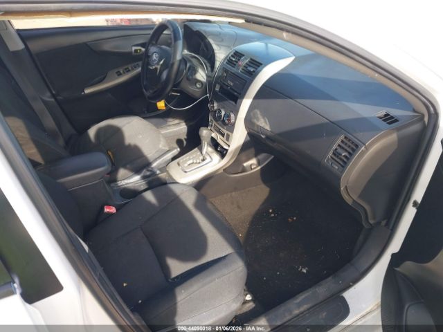 Toyota Corolla S Image 2