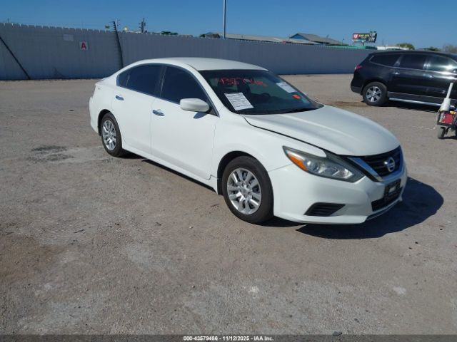 Nissan Altima 2.5 S Image 1