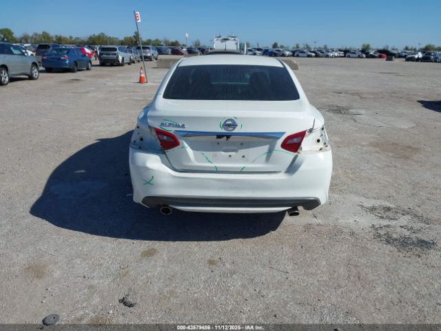 Nissan Altima 2.5 S Image 5