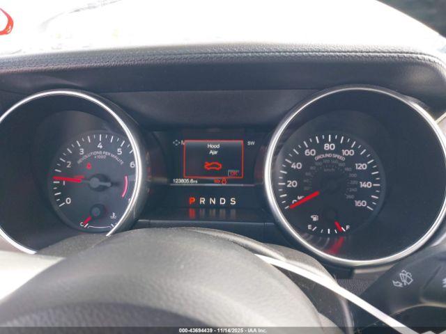 Ford Mustang Ecoboost Premium Image 13