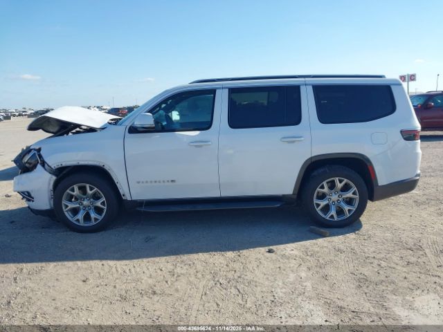 Jeep Wagoneer Series Ii 4x4 Image 10