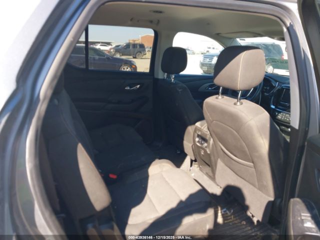 Chevrolet Traverse Fwd Ls Image 10