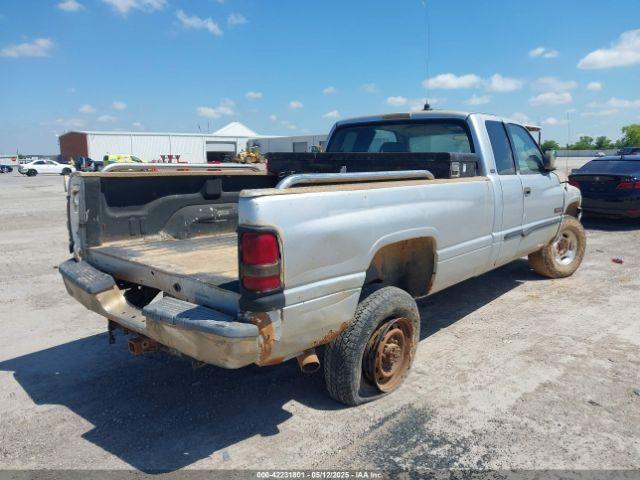 Dodge Ram 2500 St Image 6