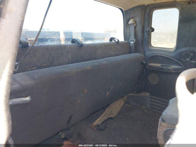 Dodge Ram 2500 St Image 9