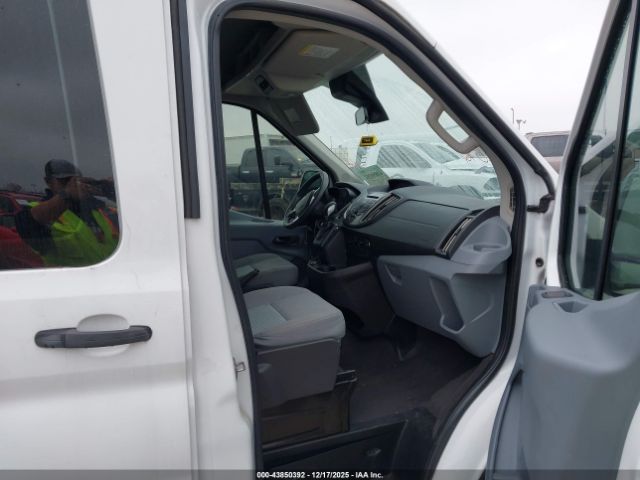 Ford Transit Xlt Image 15