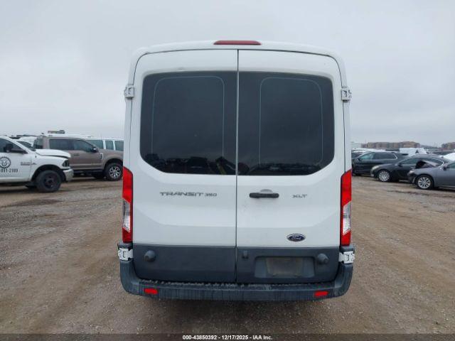 Ford Transit Xlt Image 13