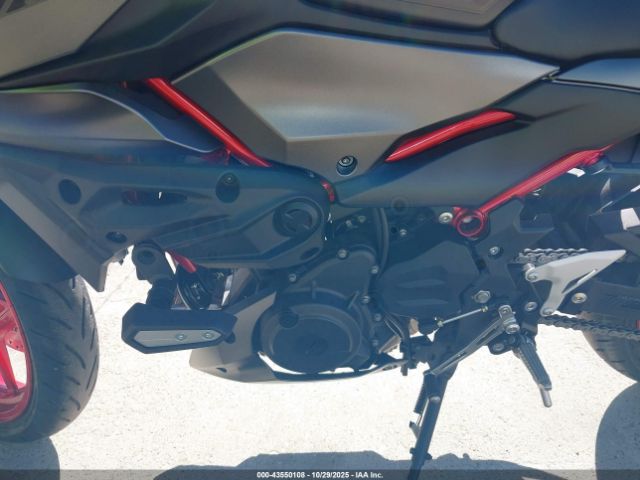 Kawasaki Er500 Image 10