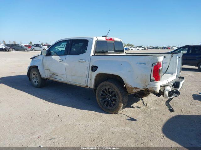 GMC Canyon 4wd  Short Box Elevation Image 2