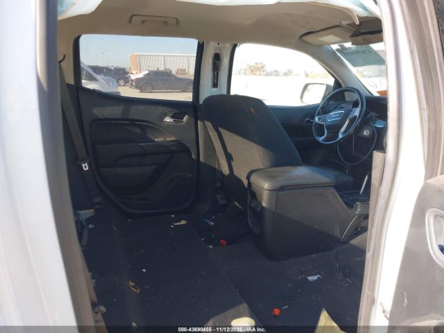 GMC Canyon 4wd  Short Box Elevation Image 15