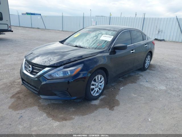 Nissan Altima 2.5 S Image 2