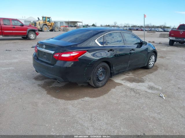 Nissan Altima 2.5 S Image 6