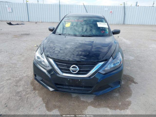 Nissan Altima 2.5 S Image 4