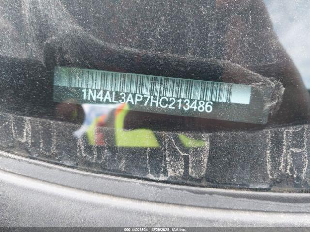 Nissan Altima 2.5 S Image 9