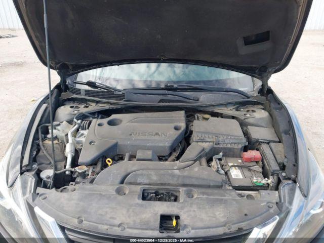 Nissan Altima 2.5 S Image 7