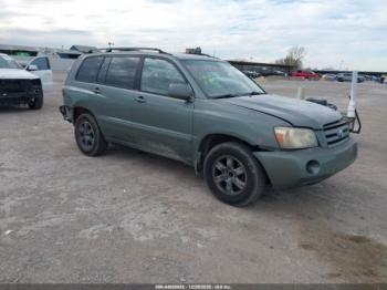  Salvage Toyota Highlander