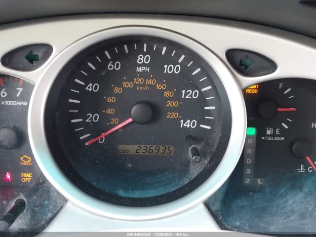 Toyota Highlander V6 Image 4