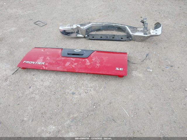 Nissan Frontier Se Image 9