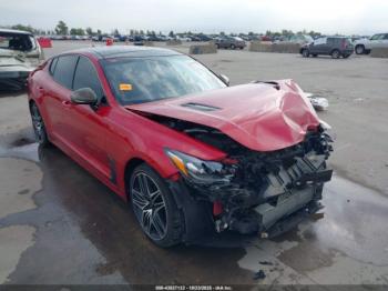  Salvage Kia Stinger
