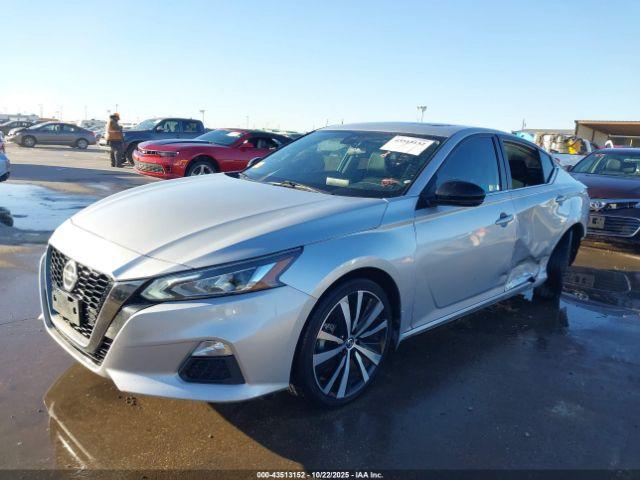 Nissan Altima Sr Intelligent Awd Image 9