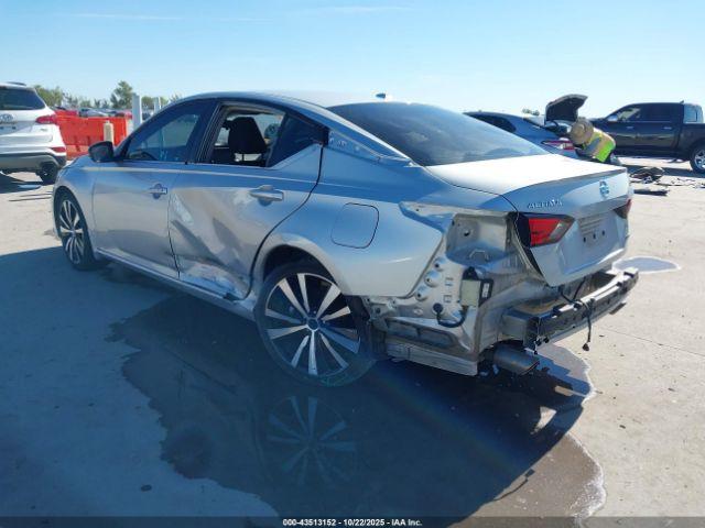 Nissan Altima Sr Intelligent Awd Image 12