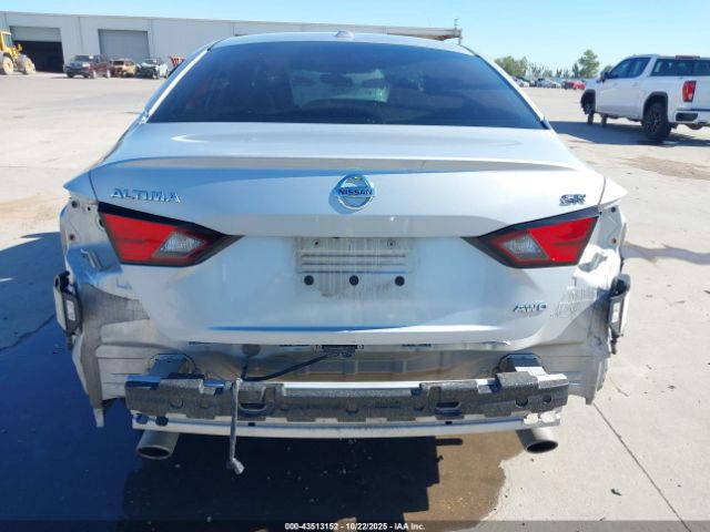 Nissan Altima Sr Intelligent Awd Image 16