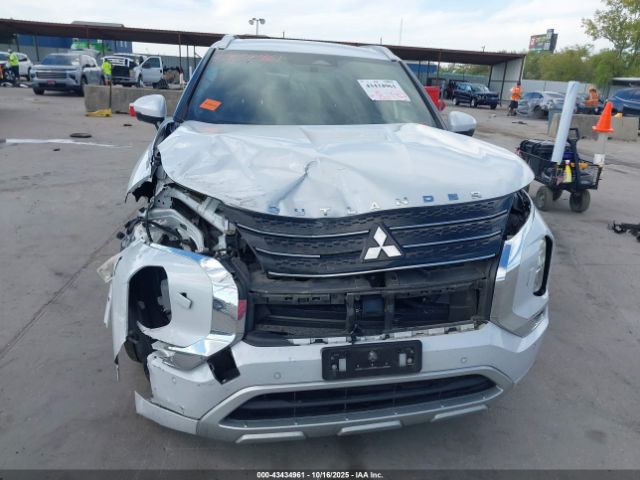 Mitsubishi Outlander Sel 2.5 S-awc Image 16