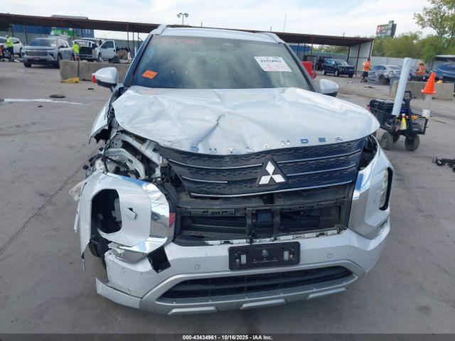 Mitsubishi Outlander Sel 2.5 S-awc Image 16