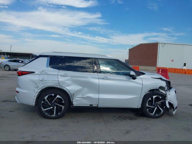 Mitsubishi Outlander Sel 2.5 S-awc Image 17